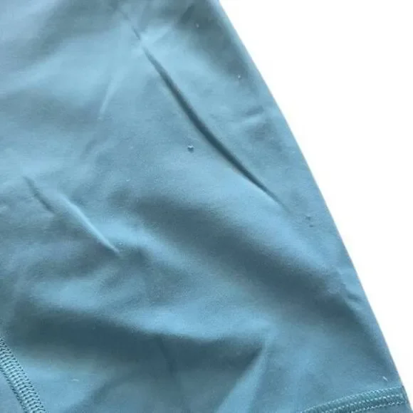 Lululemon Women's Size 2 Teal Green Biker Shorts - Picture 3 of 5